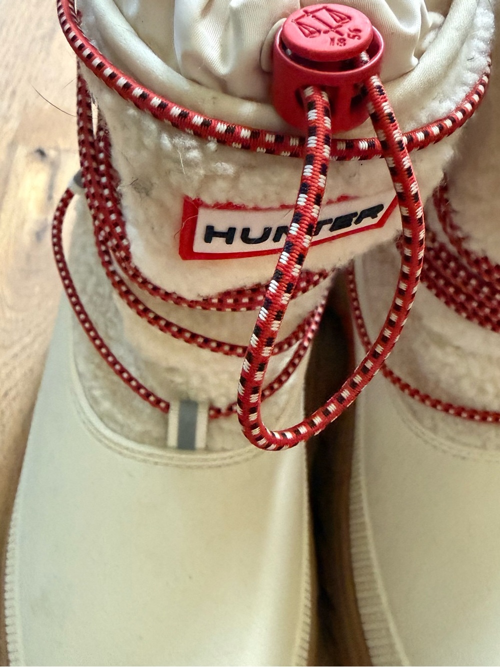 Hunter Women’s US 10 White Sherpa Lace Up Insulated Snow Boots Winter